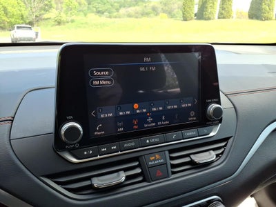 2022 Nissan Altima 2.5 SR