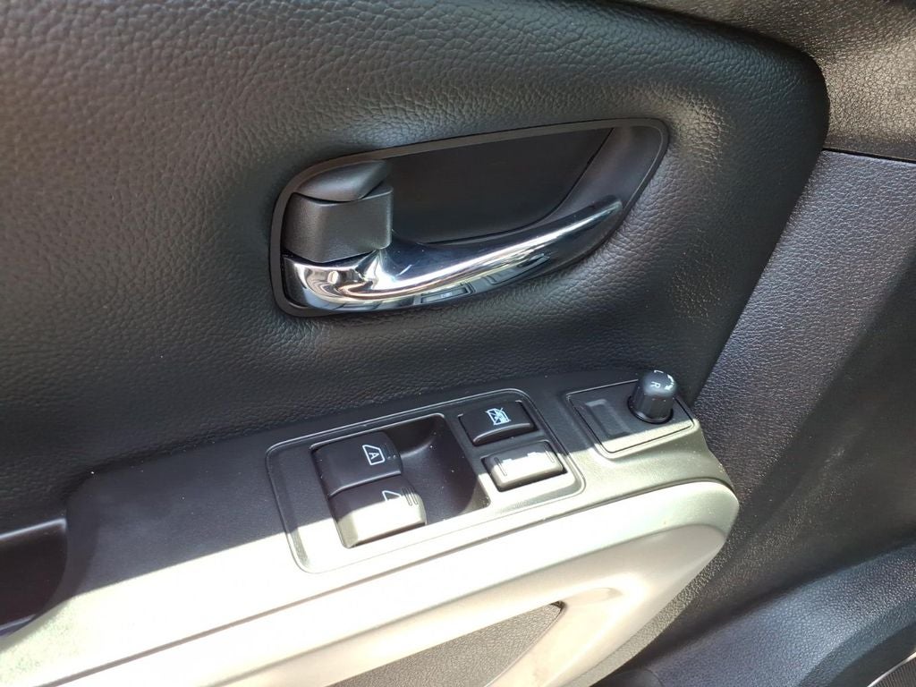2024 Nissan TITAN King Cab® SV