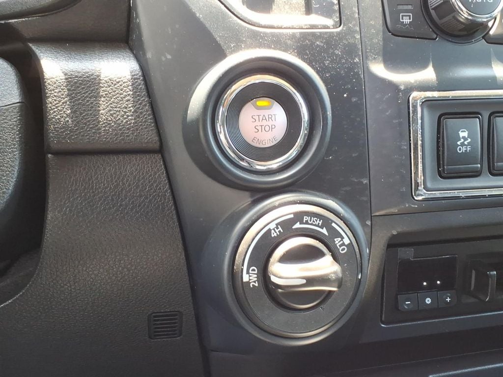 2024 Nissan TITAN King Cab® SV
