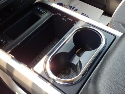 2024 Nissan TITAN King Cab® SV