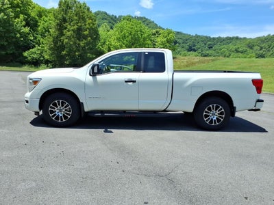 2024 Nissan TITAN King Cab® SV