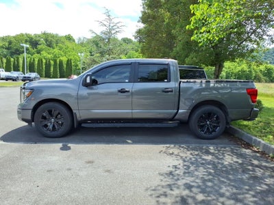 2024 Nissan Titan SV