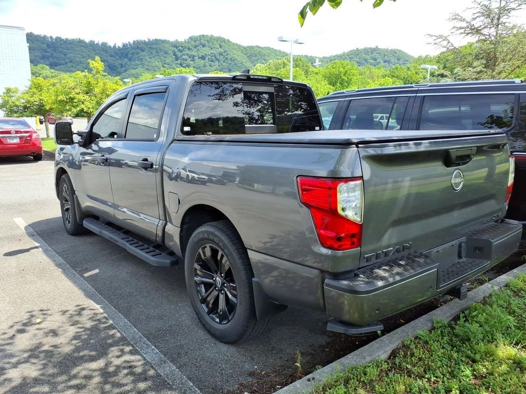 2024 Nissan Titan SV