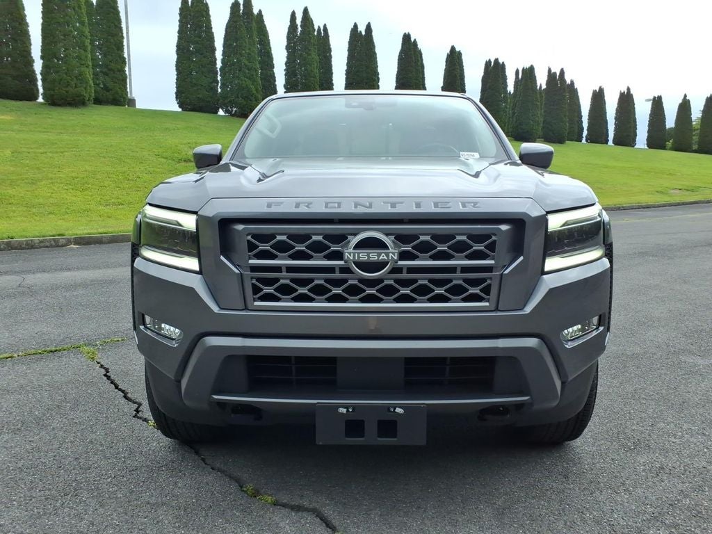 2024 Nissan Frontier Crew Cab SL