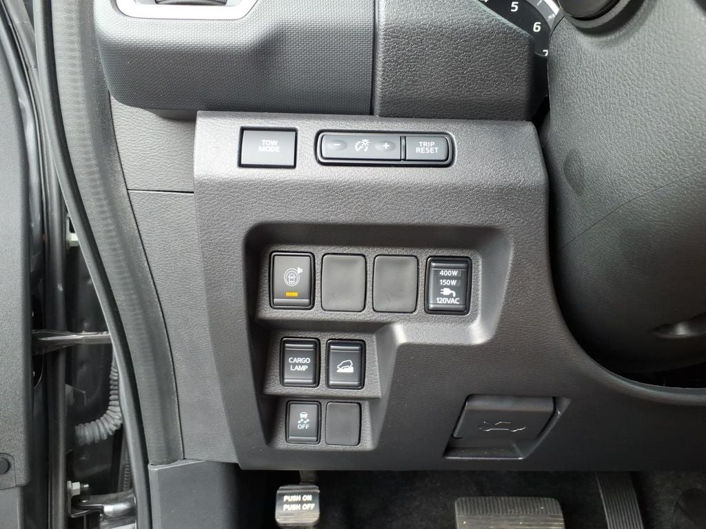 2024 Nissan Frontier Crew Cab SL
