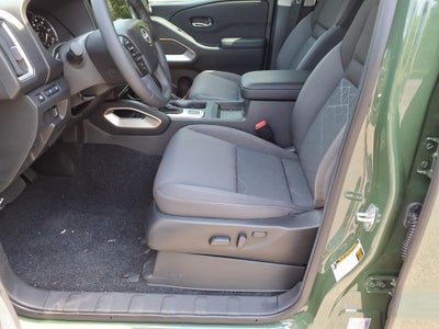 2026 Nissan Frontier Crew Cab SV