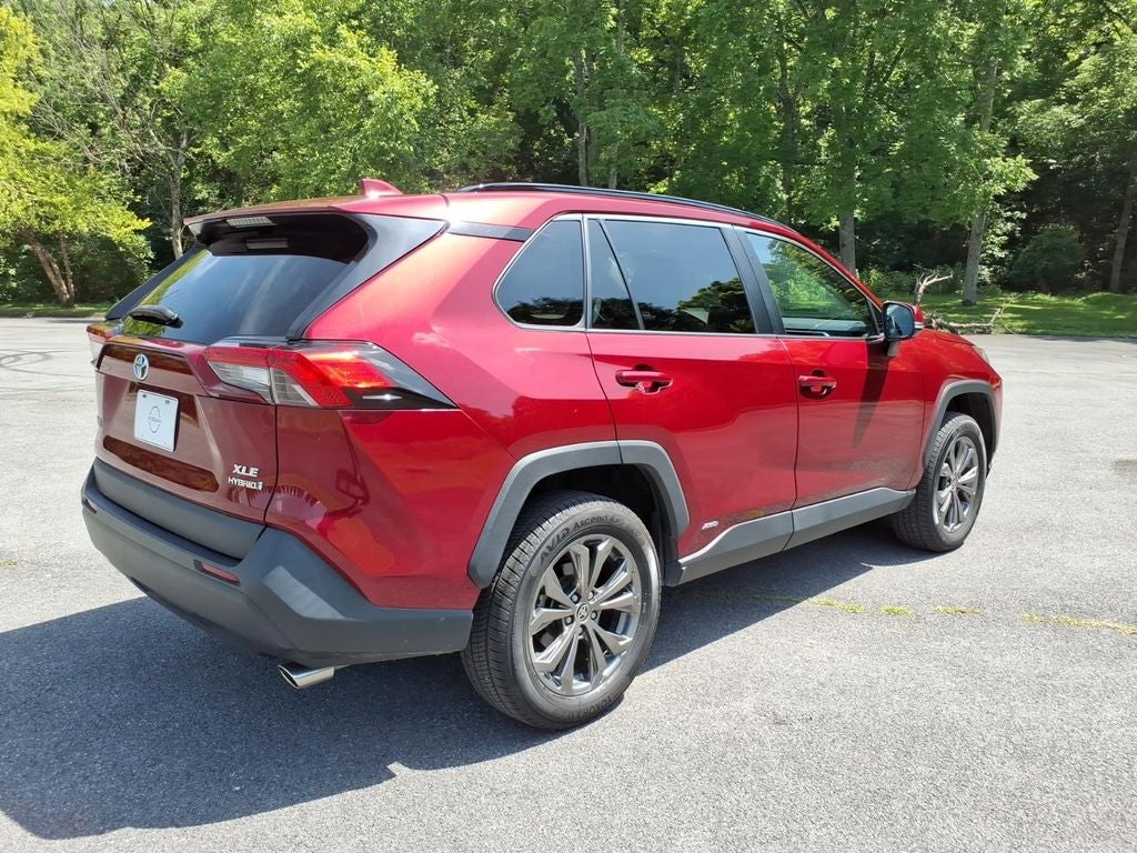 2022 Toyota RAV4 Hybrid XLE Premium