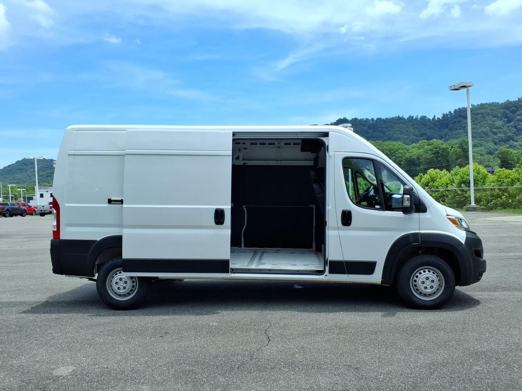 2025 RAM ProMaster 2500 Tradesman