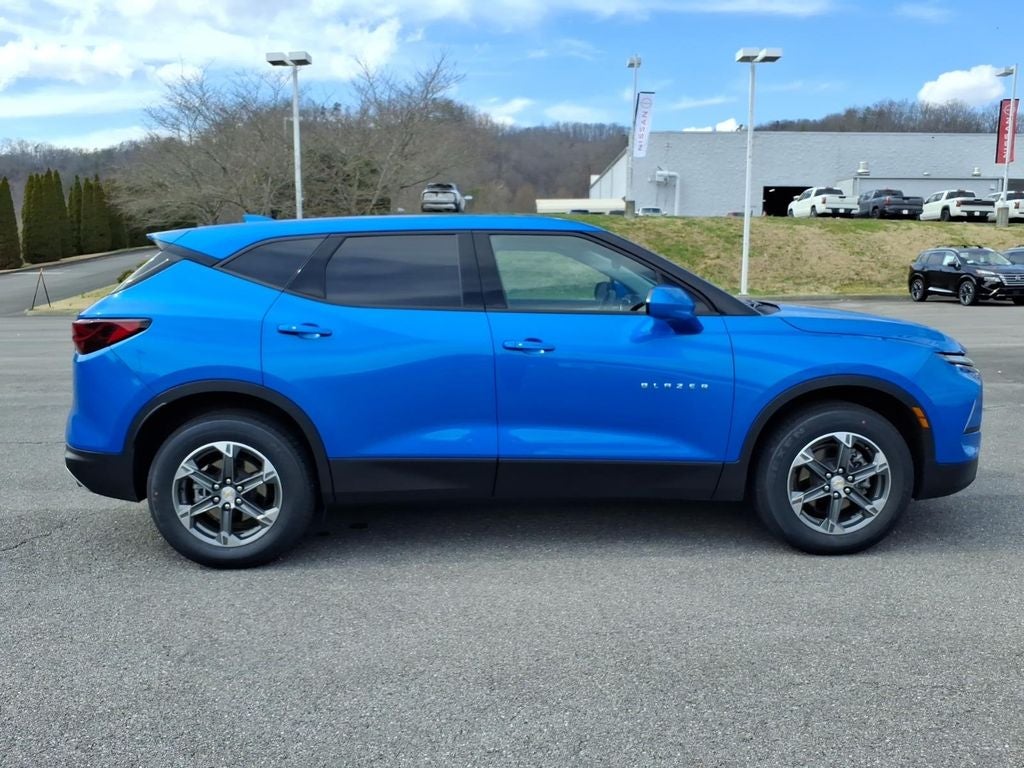 2025 Chevrolet Blazer LT