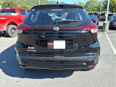 2025 Nissan Kicks Play S