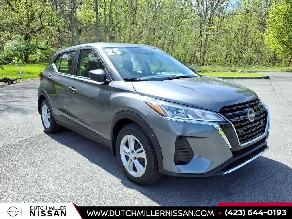 2025 Nissan Kicks Play S