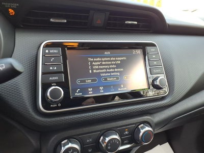 2025 Nissan Kicks Play S