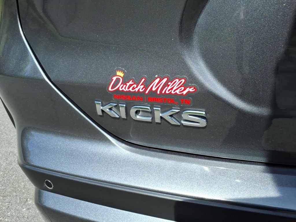 2025 Nissan Kicks Play S