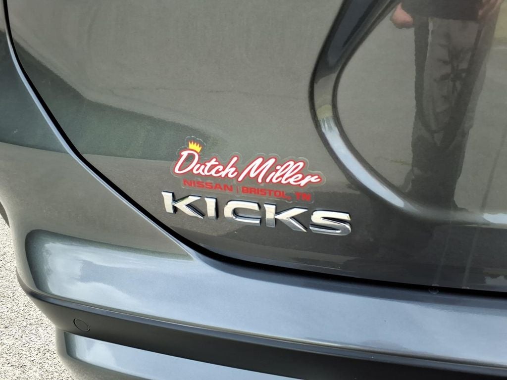 2023 Nissan Kicks SV