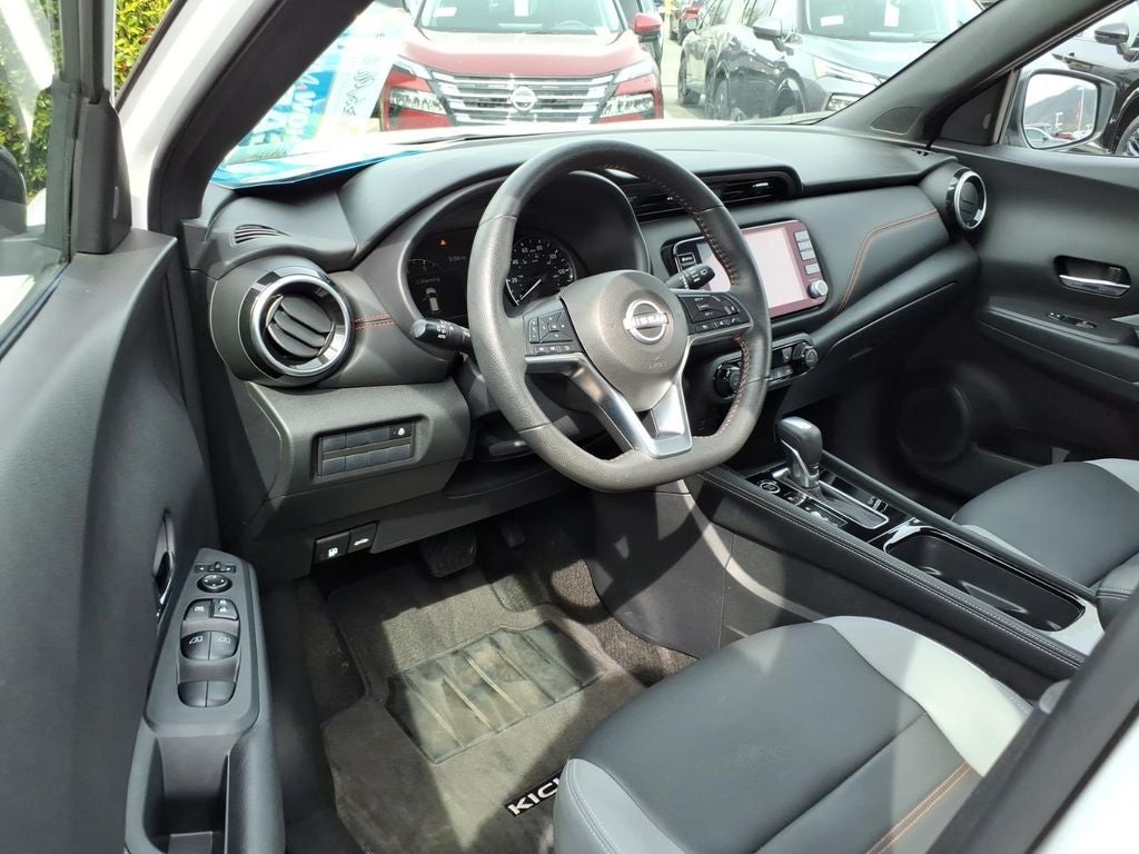 2024 Nissan Kicks SR