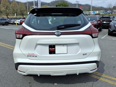2024 Nissan Kicks SR