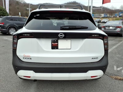 2026 Nissan Kicks SV