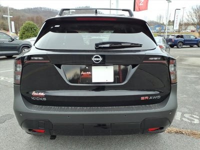 2026 Nissan Kicks SR