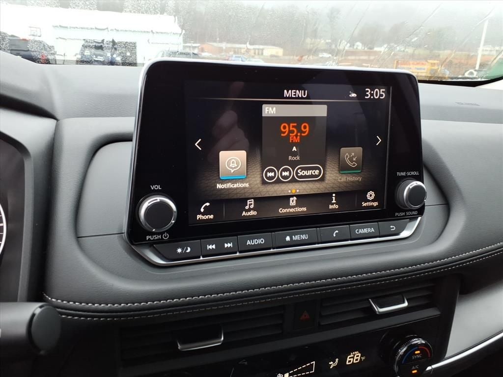 2026 Nissan Rogue SV