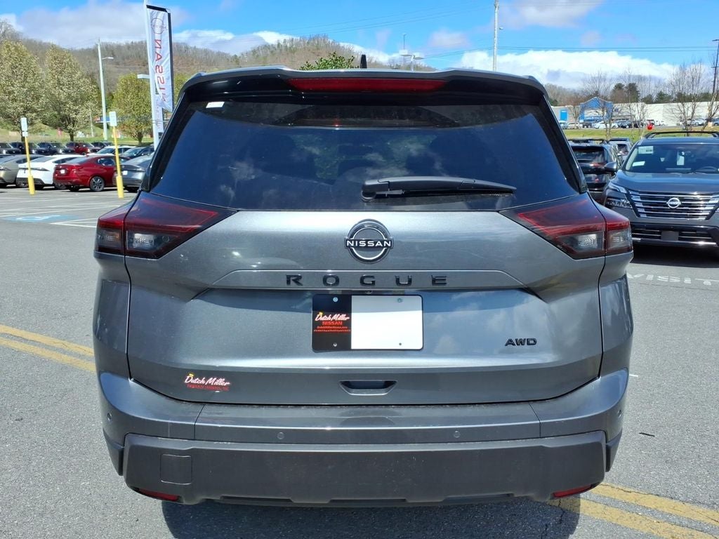 2026 Nissan Rogue Dark Armor™