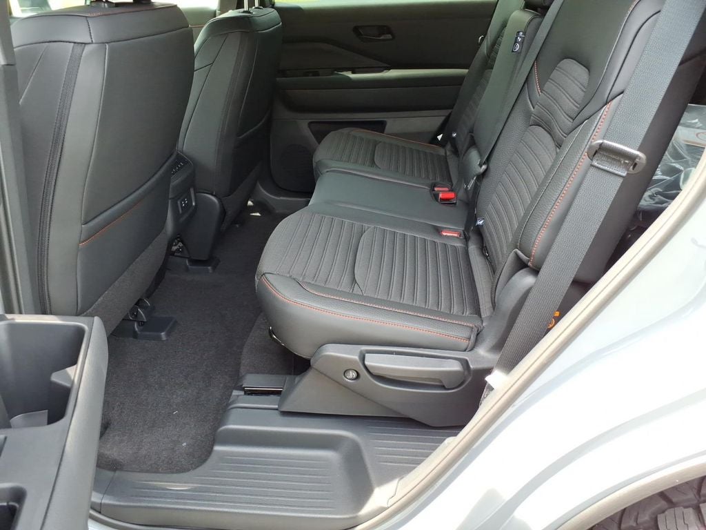 2026 Nissan Pathfinder Rock Creek®