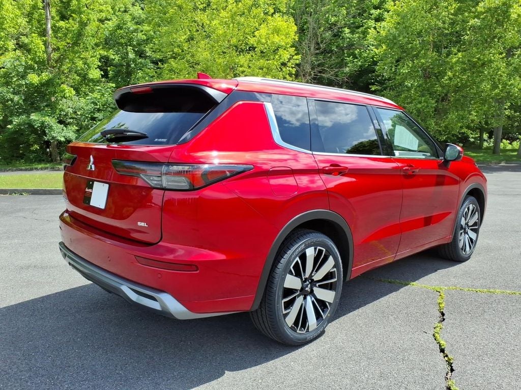 2025 Mitsubishi Outlander SEL