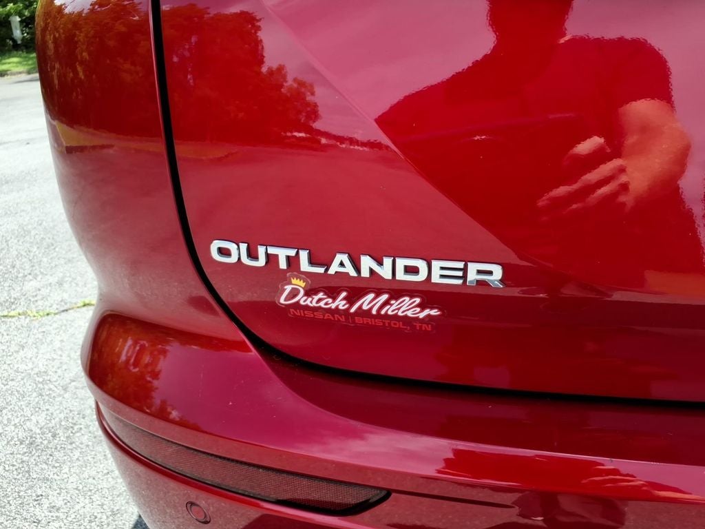 2025 Mitsubishi Outlander SEL