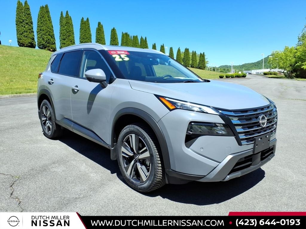 2025 Nissan Rogue SL