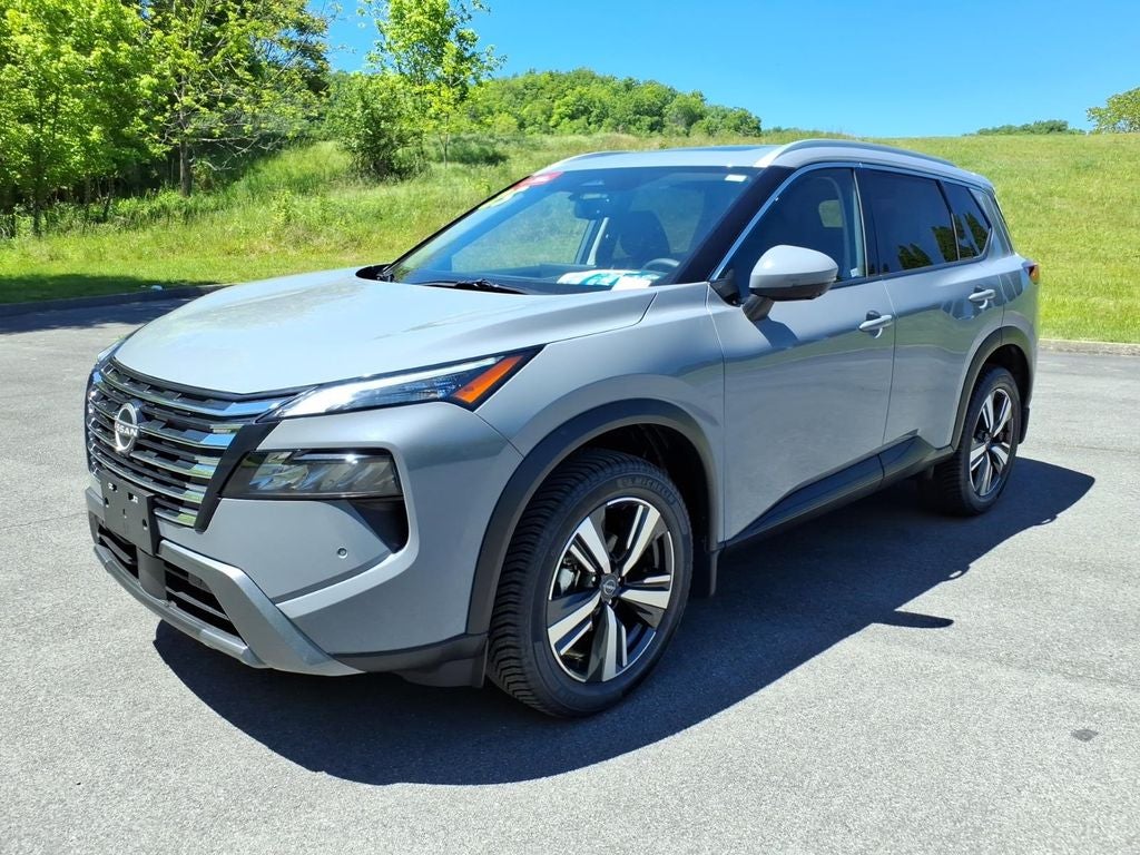 2025 Nissan Rogue SL
